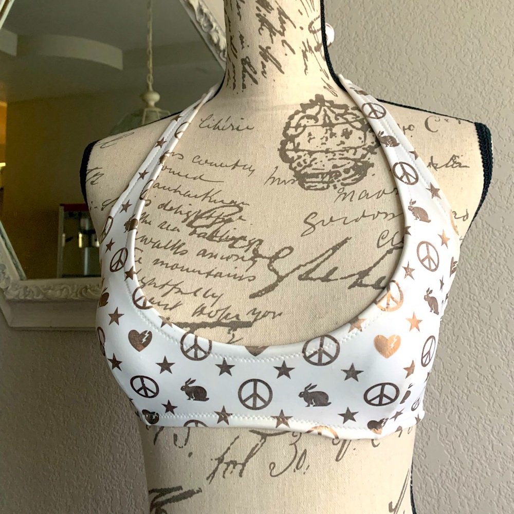 Victoria’s Secret bikini top